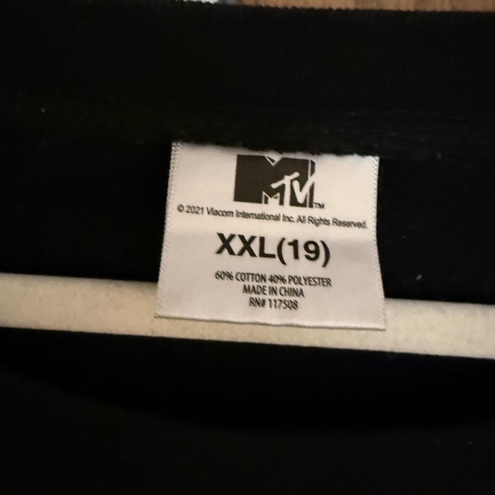 MTV Black XXL Sweatshirt - Picture 3 of 4
